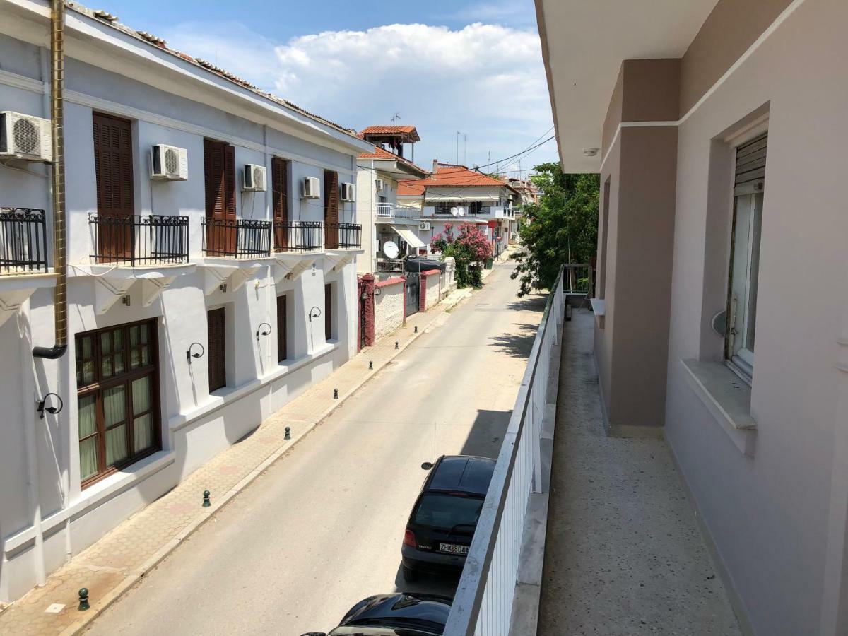 Elena'S Apartments Michaniona Dış mekan fotoğraf